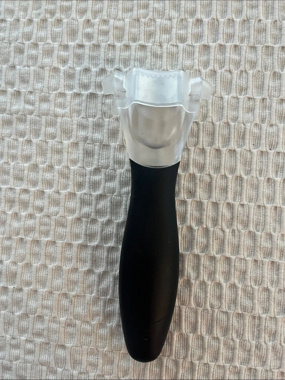 The pampered chef corn cornel peeler/stripper
